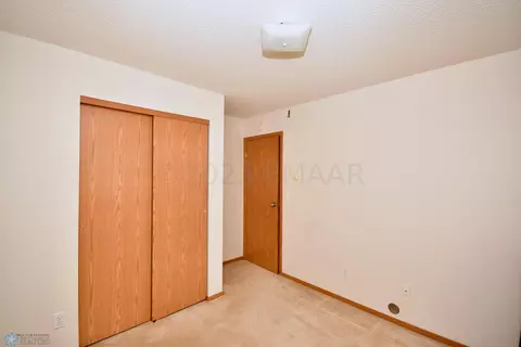 2123 60 Ave S, Fargo, ND 58104 photo 35