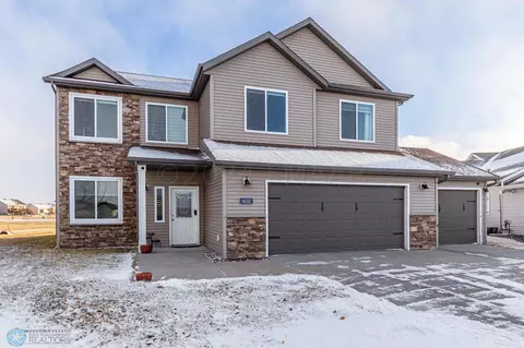 6132 Bennett Ct S, Fargo, ND 58104