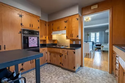 1302 10 St S, Fargo, ND 58103 photo 3