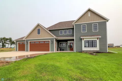 702 Blaine St N, Colfax, ND 58018