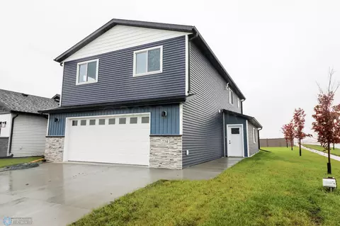 734 1 Ave, Horace, ND 58047