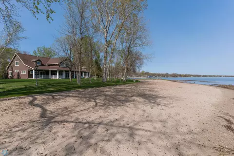41864 Riviera Dr, Ottertail, MN 56571