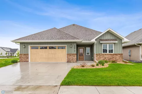 4817 Bluebell Loop S, Fargo, ND 58104