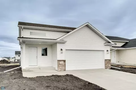 1144 Marlys Dr W, West Fargo, ND 58078