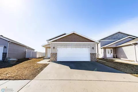 4795 Clock Tower Ln S, Fargo, ND 58104