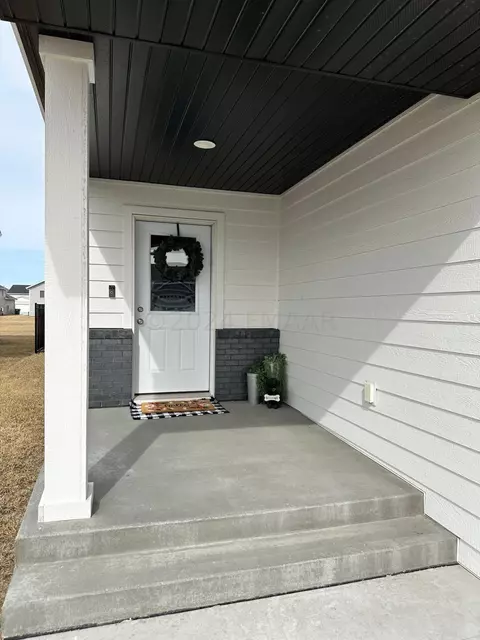 768 2 Ave, Horace, ND 58047 photo 3