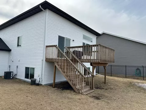 768 2 Ave, Horace, ND 58047 photo 25