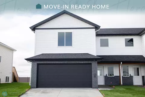 837 2 Ave, Horace, ND 58047