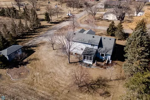 350 5th St, Arthur, ND 58006 photo 4