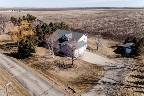 350 5th St, Arthur, ND 58006 photo 2