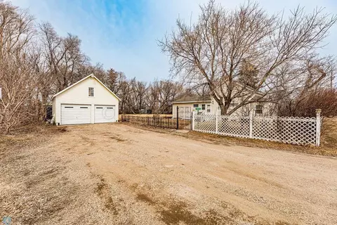 15303 44 St SE, Mapleton, ND 58059