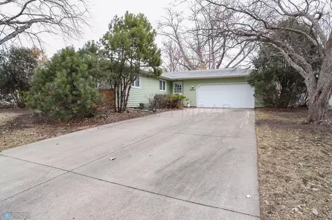3401 1 St N, Fargo, ND 58102