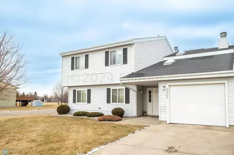 2800 29th Ave S, Moorhead, MN 56560