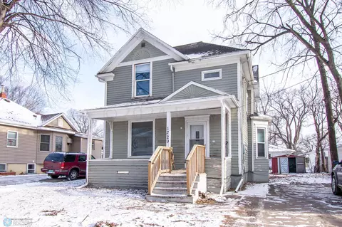 1229 11 12 St N, Fargo, ND 58102