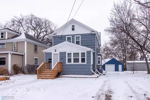 1105 7 St N, Fargo, ND 58102