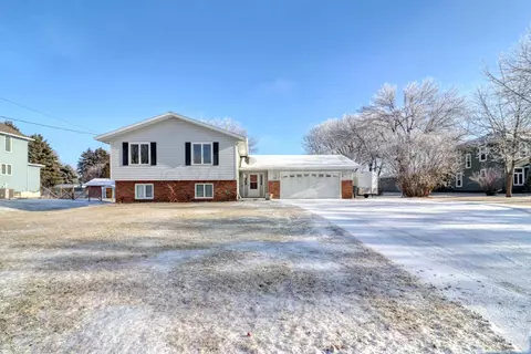 908 Parke Ave S, Glyndon, MN 56547