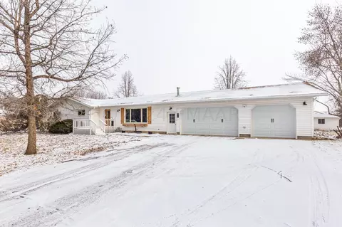 5216 Oakport St N, Moorhead, MN 56560