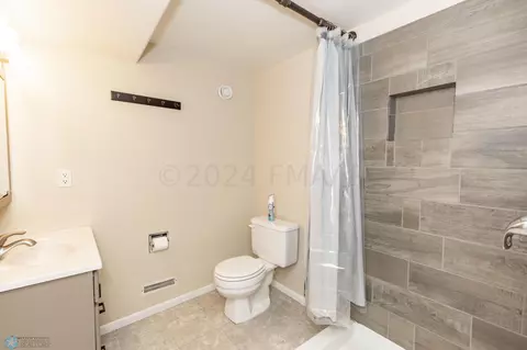2001 11 Ave S, Fargo, ND 58103 photo 40