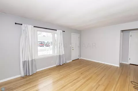 2001 11 Ave S, Fargo, ND 58103 photo 8