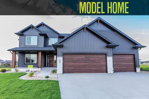 912 51 Ave W, West Fargo, ND 58078