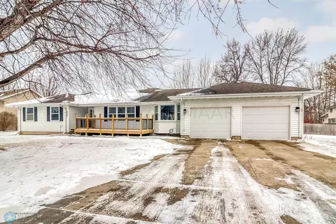 2701 River Dr N, Moorhead, MN 56560