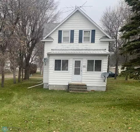 301 3rd St Se St, Sharon, ND 58277