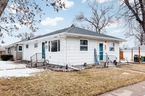 101 5 Ave E, West Fargo, ND 58078