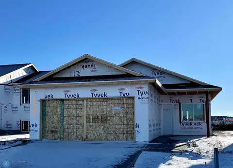 6724 66 Ave S, Horace, ND 58047