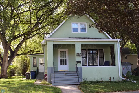 309 7th Ave S, Moorhead, MN 56560