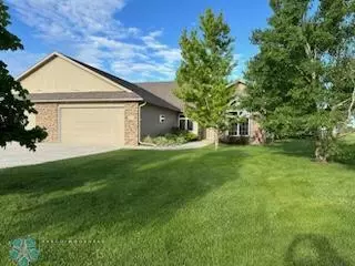 309 49th Ave SW, Moorhead, MN 56560