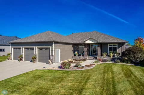 816 48 Ave W, West Fargo, ND 58078