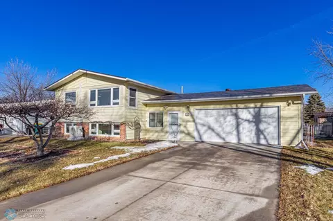 744 6 Ave W, West Fargo, ND 58078