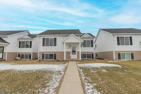 2250 57 Ave S, Fargo, ND 58104