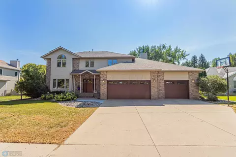 2908 38 12 Ave S, Fargo, ND 58104