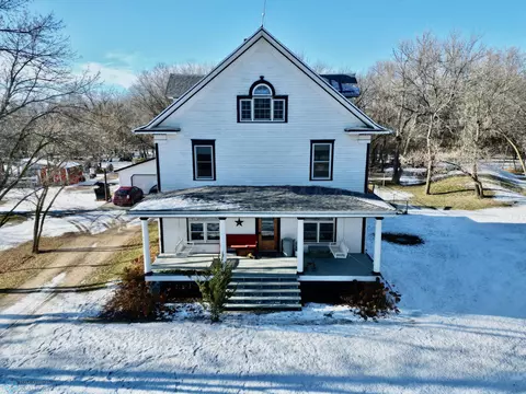 516 Co Rd 19, Nashua, MN 56565