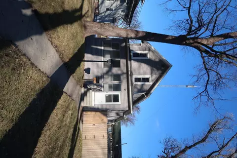 1015 5 Ave S, Fargo, ND 58103