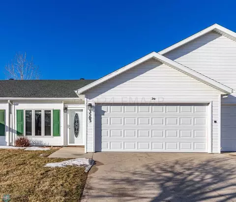 3503 31 St S, Fargo, ND 58104