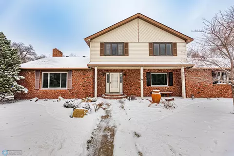 44 35 Ave NE, Fargo, ND 58102