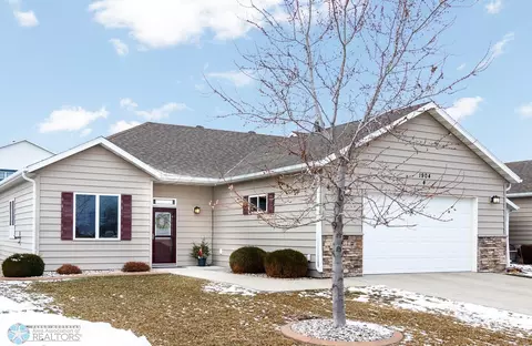 1904 Burlington Dr # 4, West Fargo, ND 58078