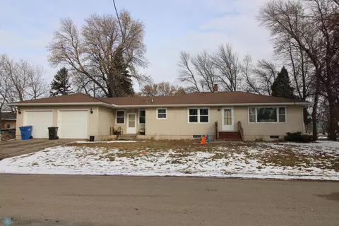18 5th St SE, Glyndon, MN 56547