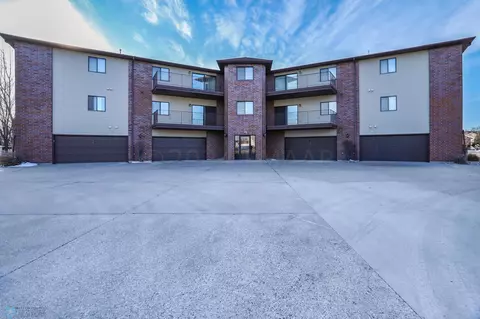 3461 28th St S #201, Fargo, ND 58104