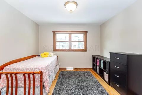 321 15 Ave N, Fargo, ND 58102 photo 18