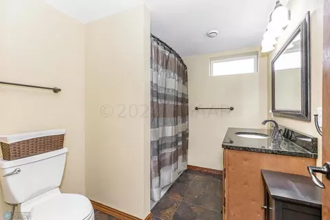 321 15 Ave N, Fargo, ND 58102 photo 32