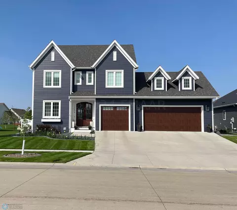 2624 2 St E, West Fargo, ND 58078