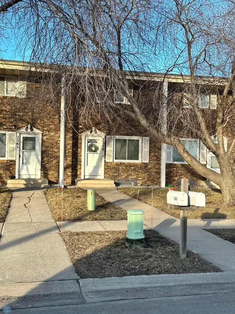 2359 20 12 Ave S, Fargo, ND 58103
