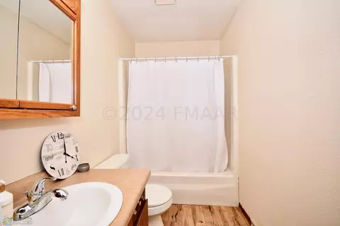 396 Maple Dr, Mapleton, ND 58059 photo 31
