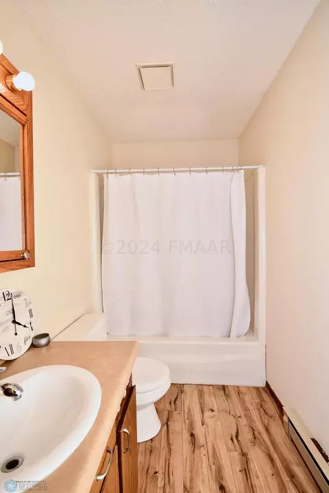 396 Maple Dr, Mapleton, ND 58059 photo 32