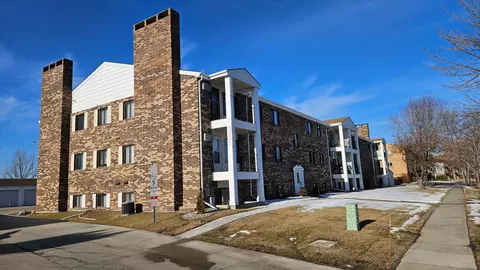 341 Prairiewood Cir S #308, Fargo, ND 58103