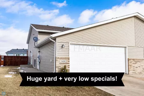 3408 16th St S, Moorhead, MN 56560