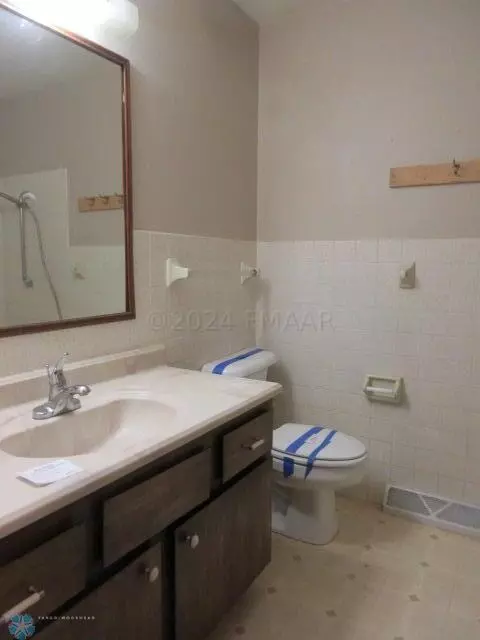 222 2 St W, Hunter, ND 58048 photo 28